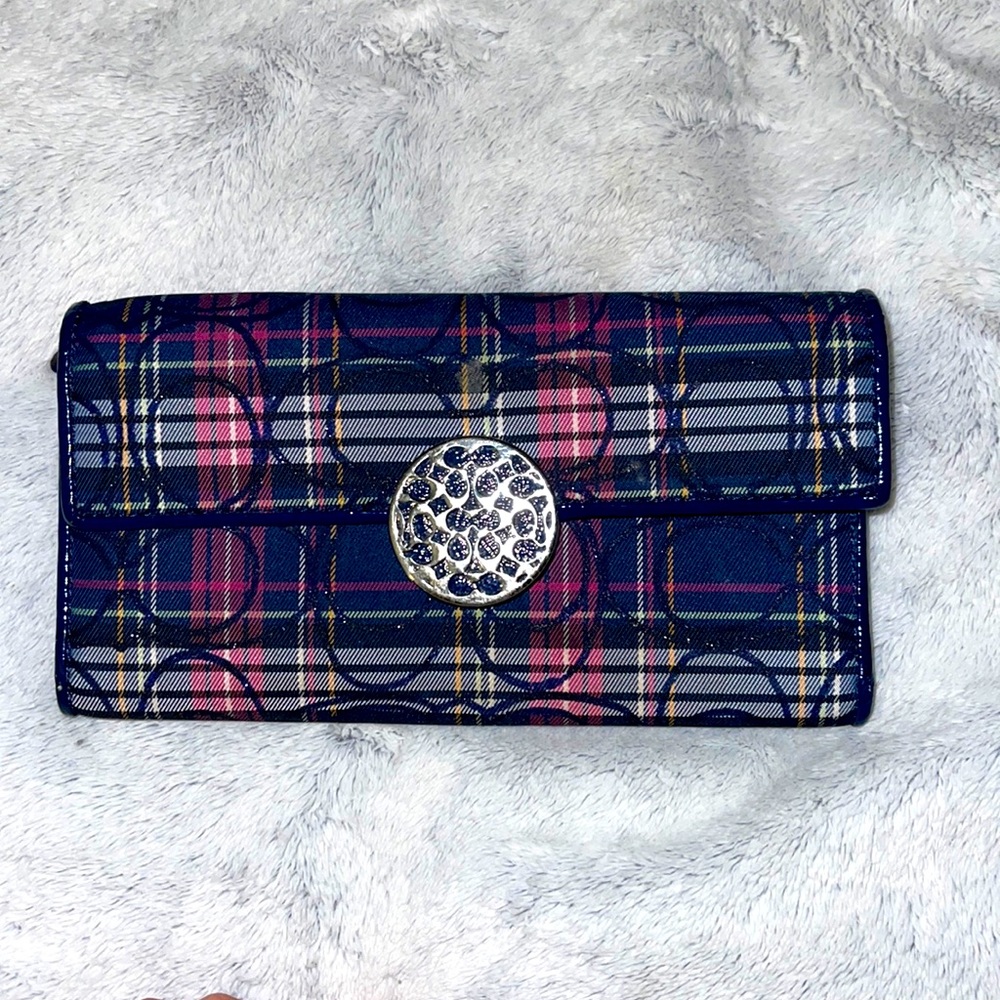 SOLD Coach wallet